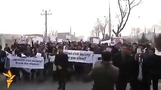 افغانستان میں لوگ مولانا فضل الرحمان کے خلاف سڑکوں پر نکل آئے