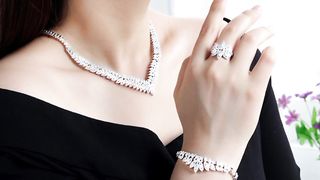 2024 Fashion Minimalist 4-piece Cubic Zirconia Bridal Wedding Jewelry Set Saudi Nigeria Women's Romantic Wedding Dress