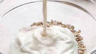 Healthy breakfast the original overnight oats