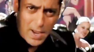 #Main_Karun_to_sala_corrector_Dhila_hai_????❤️❤️????_#status_#Shoot_#video_#SalmanKhan_#ZarineKhan_#title_#song.