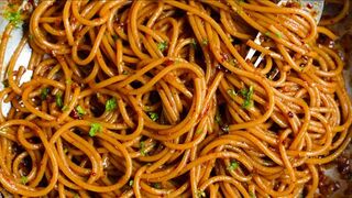 Spicy Spaghetti Pasta Recipe! Easy and Delicious Meal!