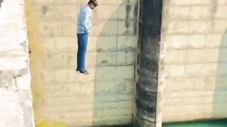 Regardez ce video 1134