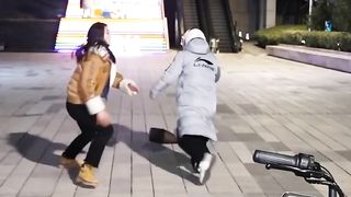 HaHaHaHa Must watch this girl reaction