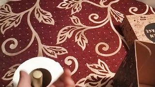 papier toilette avec les commentaires des rageux !!! shorts. Upload