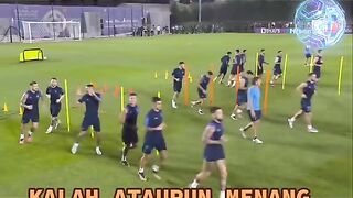 Messi dan kawan kawan latihan untuk mempersiapkan final vs Perancis 2022