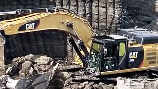 Excavator Loading Techniques. Upload