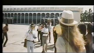 Slave of the Cannibal God (La montagna del dio cannibale) (1978)