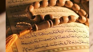 QS Al Baqarah Ayat 8