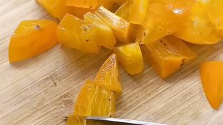 Пудинг с хурмой и мандаринами