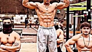 Friend gym