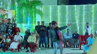 Jawa Age Hai Hansi Raat Hai Song