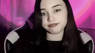 Tik tok live broadcast 2