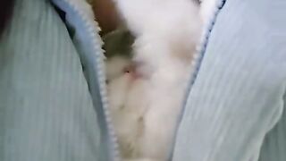 انها تعشقني