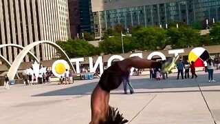 "Floor gymnastics" is the English term for الجمباز الأرضي.