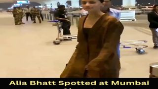 Alia Bhatt Spotted at Mumbai Airport #aliabhatt #short #youtubeshort #shorts #trending #viral #shortvideo