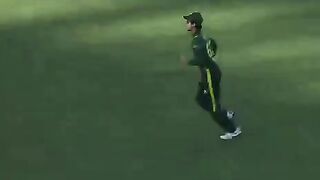 Wicket in 1st over for Shaheen Afridi