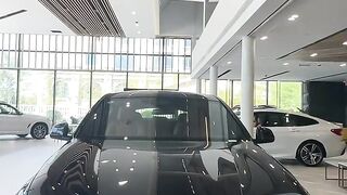 The New 2024 BMW X6xDrive40i.