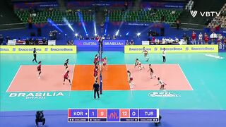 Zehra Güneş volleyball player 29