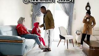 لاول مرة حسن يطلع راجل ابوالرجال ملو هدومه يزعق فى نهال بسبب سعديه النكديه ????????????