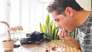Amazing walnut speaker - DIY Bluetooth speaker by walnut