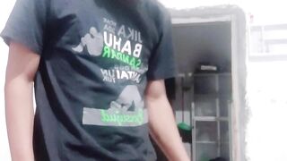 Gagal nyanyi diganggu tante google