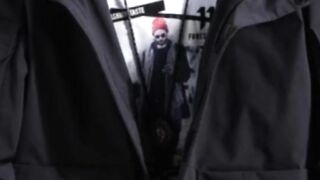 Jaket anti badai????