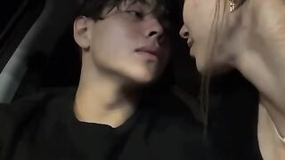 Eyes contact ????✊????