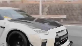Nissan solo race up