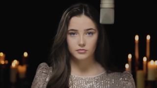 The Most Beautiful Version of Hallelujah You Have Ever Heard - Lucy Thomas.