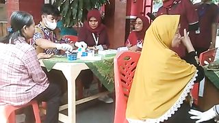 Pemeriksaan gula darah, asam urat dan mata, lansia