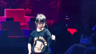 little children are dancing