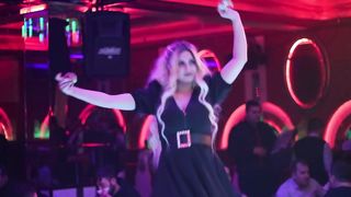 Sarı Melek & Hande - Yılmaz Yıldız - Sarı Saçlar Kıvır Kıvır