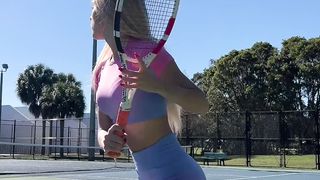 The tennis player shows excellent playing technique