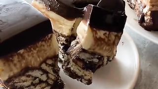 KEK BATIK INDULGENCE