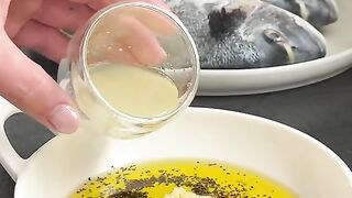 Dorade aus dem Ofen mit Gemüse