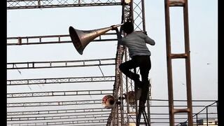 Indian resident asked permission to abuse the newspaper's management