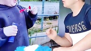 Funny_Laugh_????????_#shorts_#funny_#rire(360p).