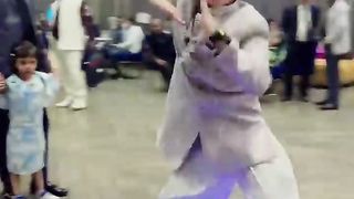 Amazing Dance....