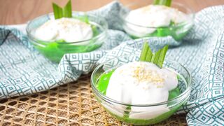 Khanom Piakpoon