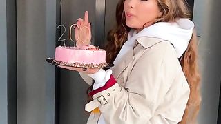 На половину денег с блога , я купила продукты для стариков