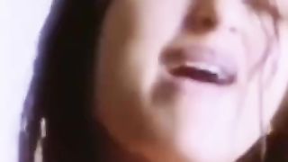 Elia_re_Elia_????????_Yaadein_????_._._@kareenakapoorkhan_#kareenakapoorkhan__#kareenakapoor_#kareenakapoorkhanfans__#reels_