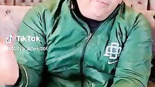 Монах и монахиня