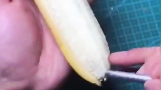 Great Technique for trimming vegetables and fruits 2