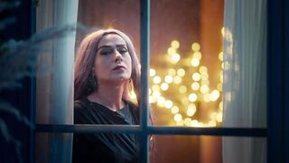 Yıldız Tilbe - Kalbimden Çıkmıyorsun