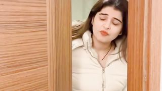 Biwi ke maike jaane ki khushi sajidshahid ashortaday husbandwifecomedy comedyvideo-3c5ViThUlJQ-1080pp-1705337733.