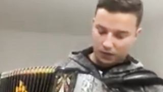 streamladder-Several modinhas very well played by Christophe Da Rocha Dias