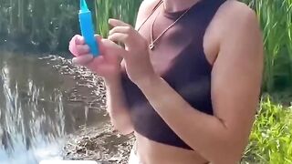When You Use Your Push Pop To Scare Away The Creep：