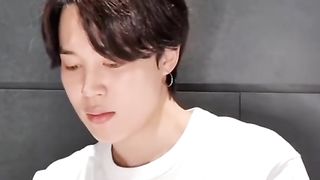 Remember when jimin showed his middle finger & telling us to forget it????????????