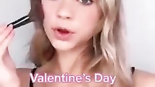 rose_emoji_makeup_challenge_#Shorts(240p).