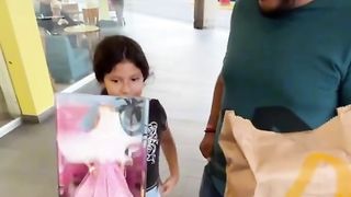 Barbie or 100.000.00 ?